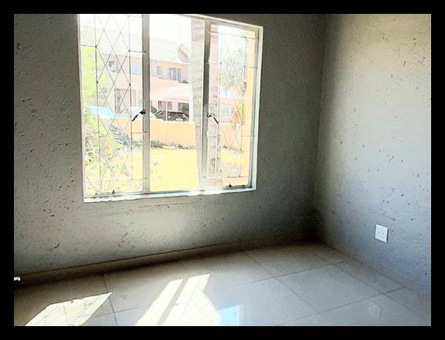 3 BEDROOM TOWNHOUSE FOR SALE IN GLEN MARAIS